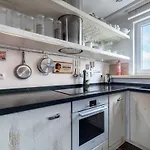 Artist Studio Mokotow - 12 Minutes Center